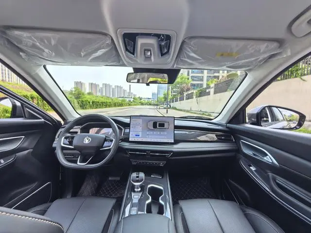 Changan Changan CS75 PRO 1.5T DCT Exclusive 7-seater