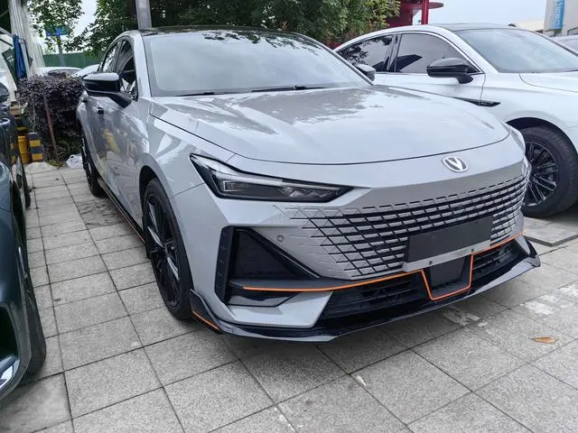 Changan Changan UNI-V 1.5T Sports version