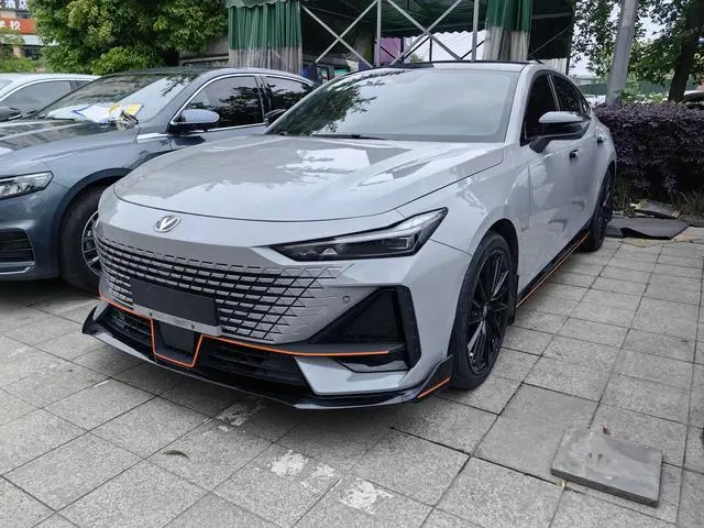 Changan Changan UNI-V 1.5T Sports version