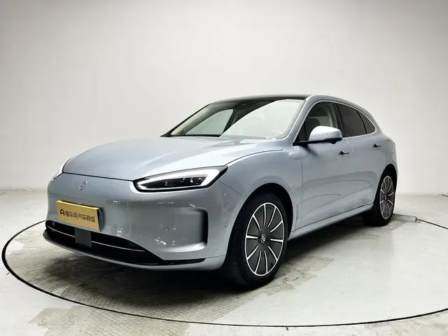 AITO Ask the world M5 Pure electric four-wheel drive performance version