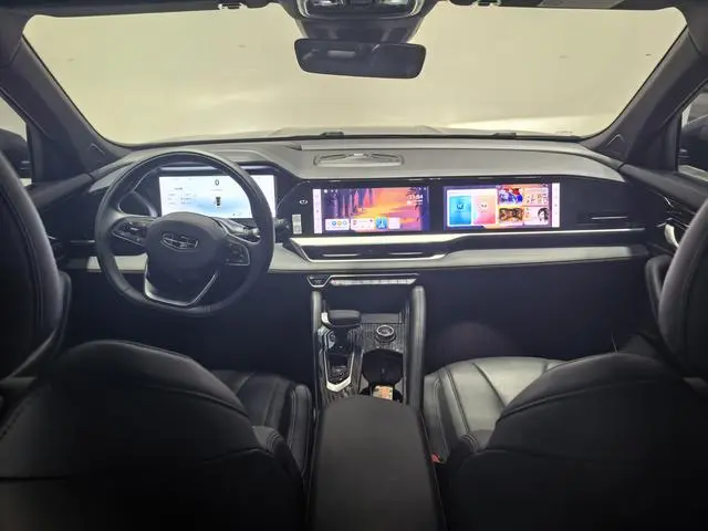 Geely Xingyue L 2.0TD DCT EVO two-wheel drive long wind version