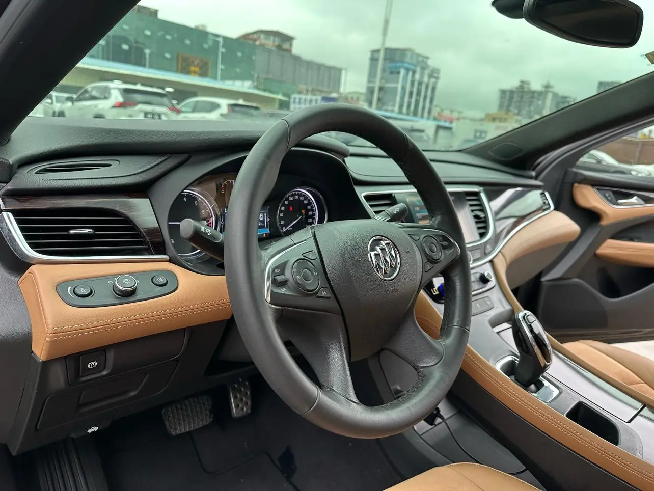 Buick Lacrosse 20T luxury