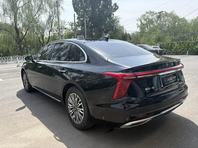 Hongqi Hongqi H5 2.0T Automatic Smart Union Flag Enjoy Edition