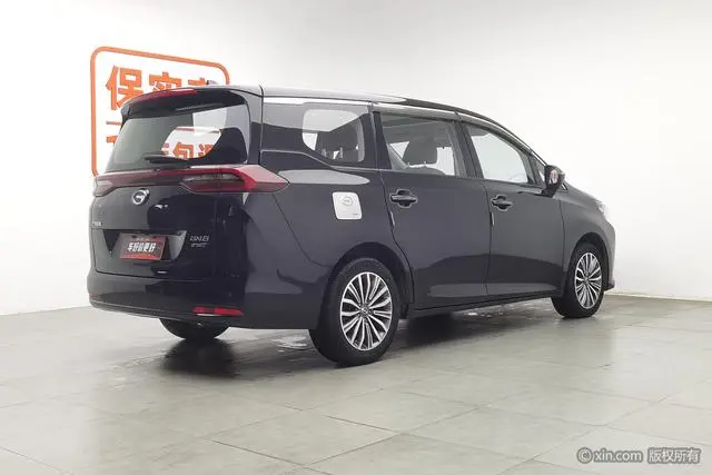 GAC Trumpchi M6 270T automatic Premium Edition 7-seater Country VI