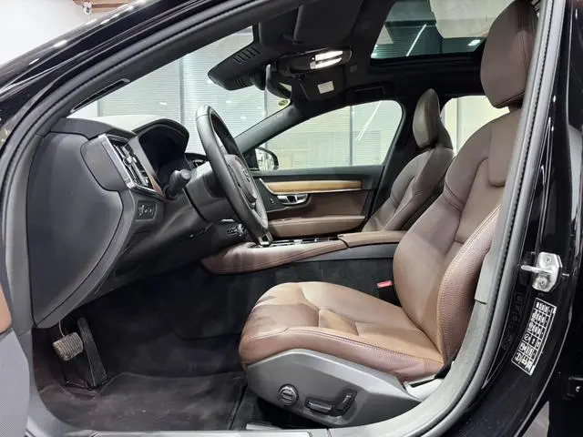 Volvo Volvo S90 PHEV T8 E-drive Hybrid Zhiyi Deluxe Edition