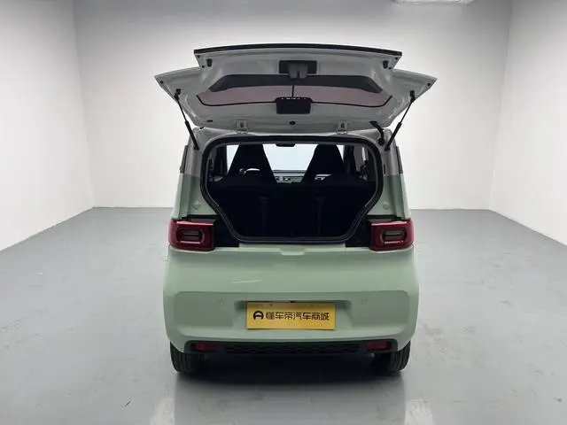 Wuling Wuling Hongguang MINIEV Macaron Premium Lithium Iron Phosphate