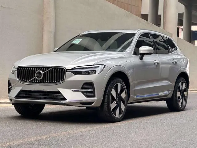 Volvo Volvo XC60 PHEV T8 four-wheel drive long battery life Zhiyuan Deluxe Edition