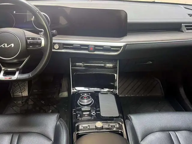 Kia Kia K5 New version of 380T GT-Line