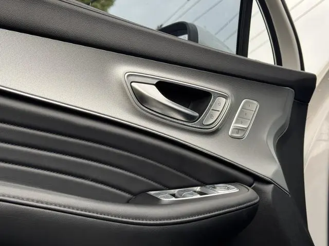 Roewe Roewe RX5 MAX 300TGI Automatic Smart Cockpit Deluxe Edition
