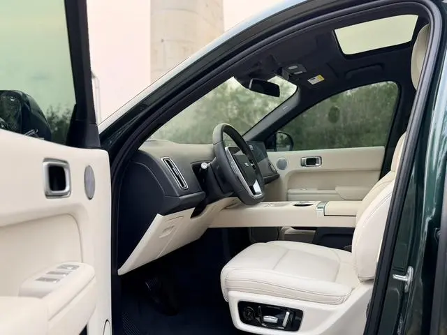 Li Auto Ideal L9 Max version