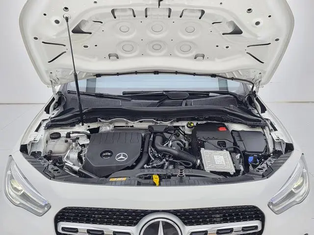 Mercedes-Benz Mercedes-Benz GLA Facelift GLA 200