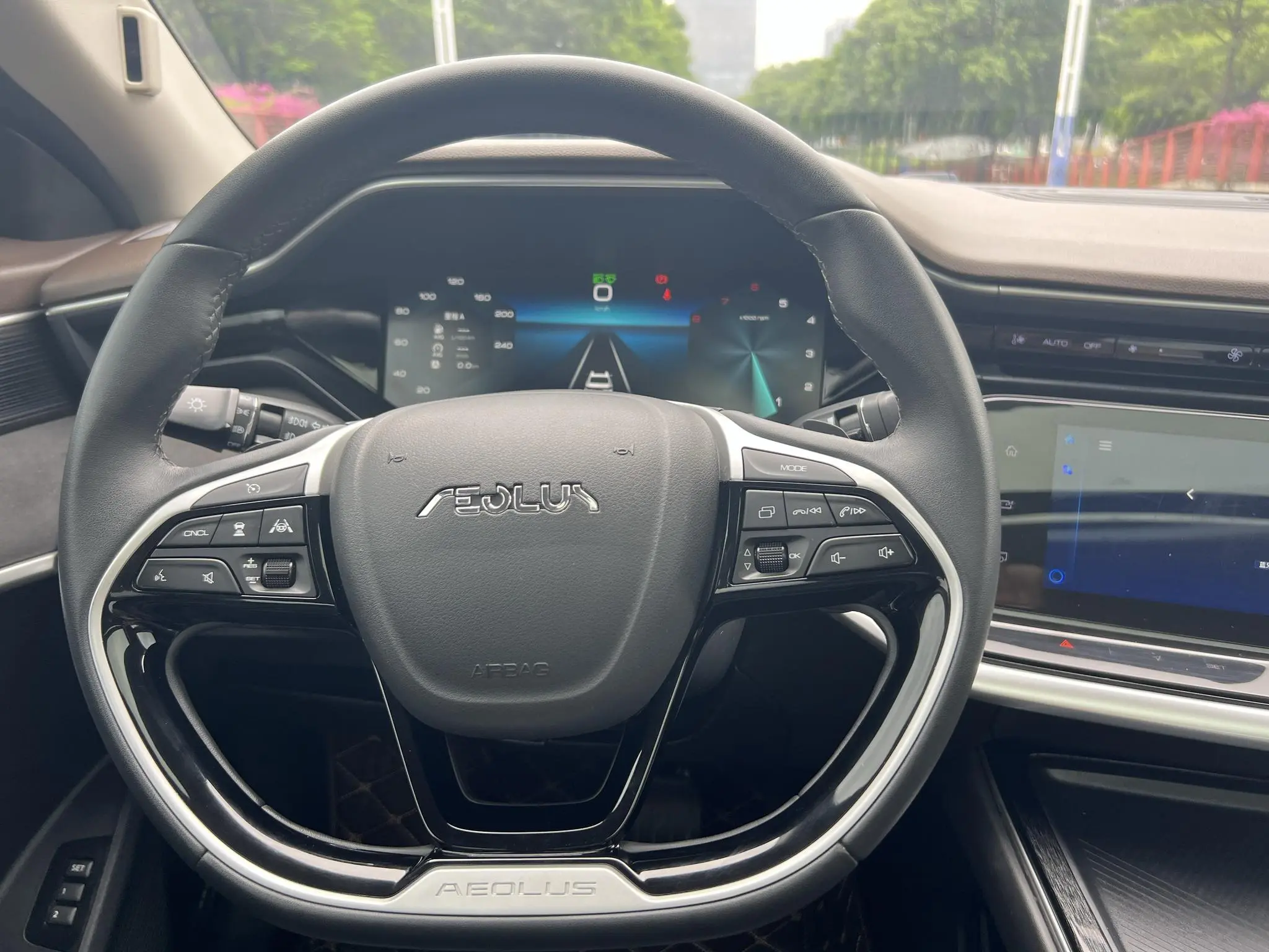 Dongfeng Fengshen Yi Hyun MAX 1.5T Super Burning Cool Dad Version