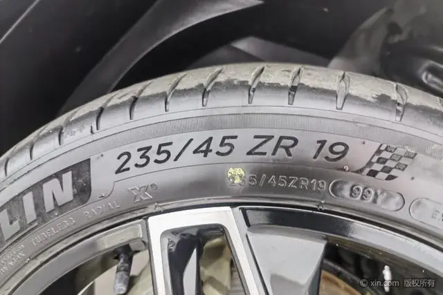 Roewe Roewe eRX5 ePlus National Tide Ronglin Deluxe Edition