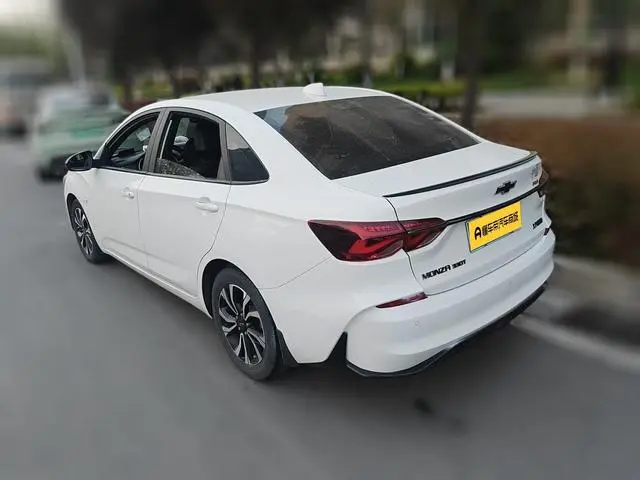 Chevrolet Cruze RS 330T Automatic Fun Version