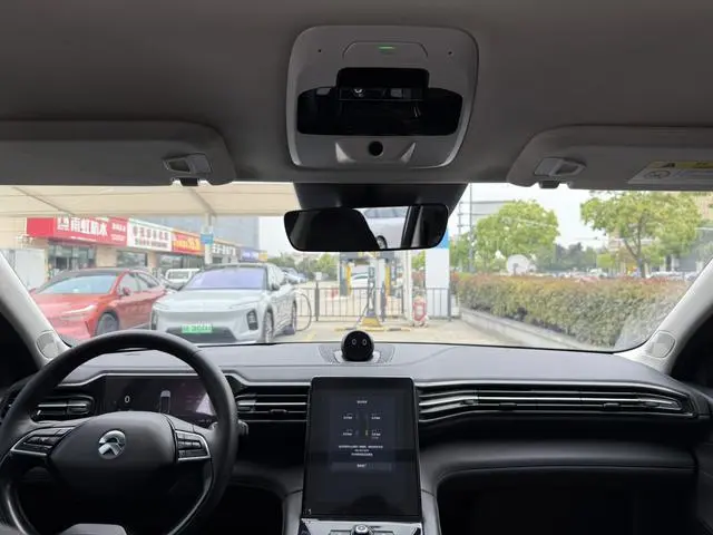 NIO NIO ES8 425KM benchmark version