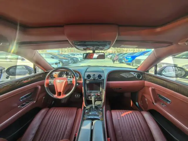 Bentley Flying 4.0T V8 Standard Edition