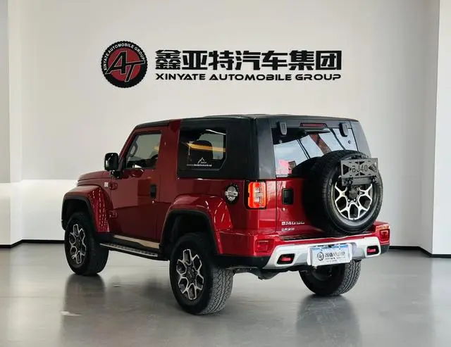 Beijing Beijing off-road BJ40 2.0T automatic four-wheel drive tribute to the 2020 version of the extreme type