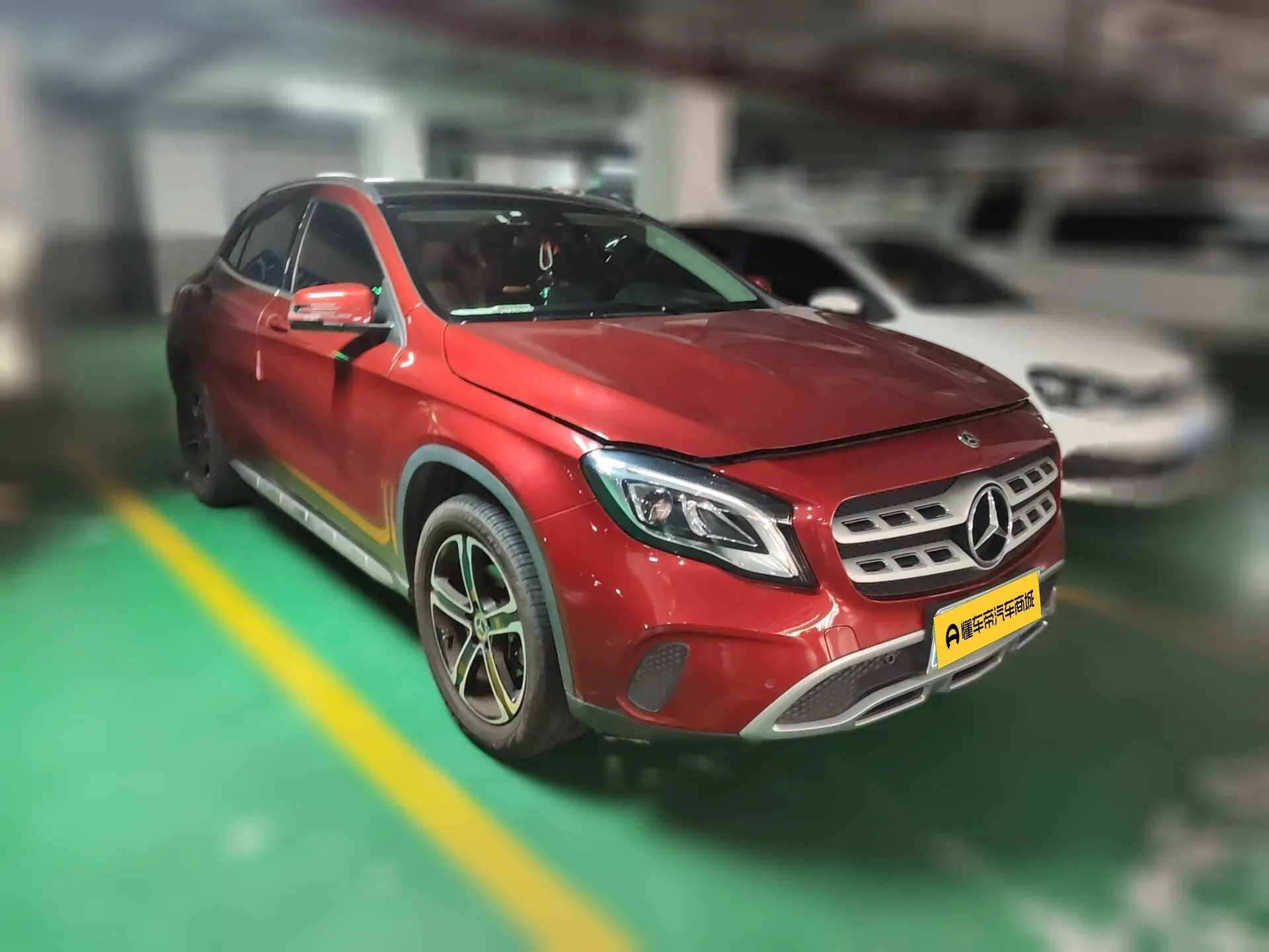Mercedes-Benz Mercedes-Benz GLA GLA 200 fashion type