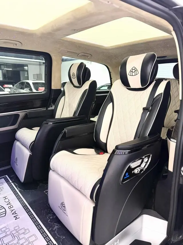 Mercedes-Benz Mercedes-Benz V-class V 260 Pilot Version Country V