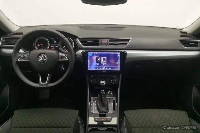 Skoda Speed pie ZI330 DSG Comfort Edition Country V