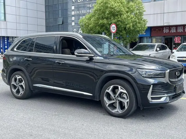 Geely Xingyue L 2.0TD high-power automatic four-wheel drive flagship type