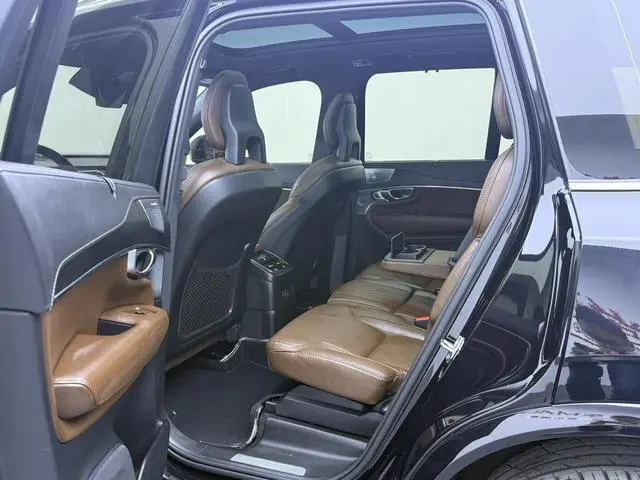 Volvo Volvo XC90 PHEV E-drive hybrid T8 Zhizun Deluxe Edition 7 Seats
