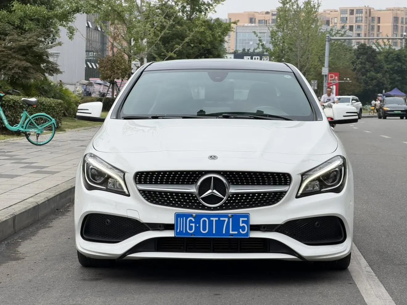 Mercedes-Benz Mercedes-Benz CLA CLA 200 fashion type