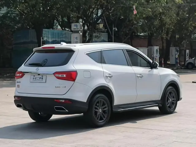 Dongfeng Fengguang Scenery 580 1.5T CVT luxury
