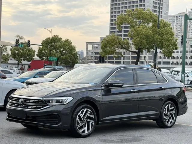Volkswagen Sagitar 200TSI DSG Beyond Edition