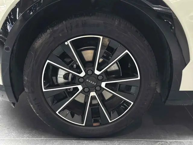 ZEEKR ZEEKR X Four-seater rear exorcism square version