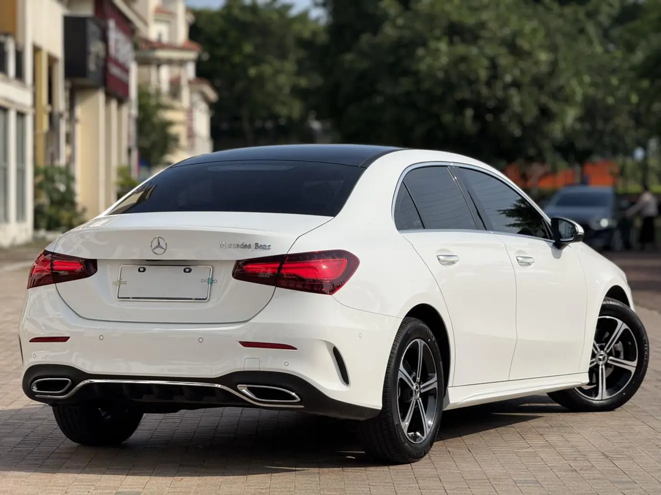 Mercedes-Benz Mercedes-Benz A-class Facelift A 200 L fashion version