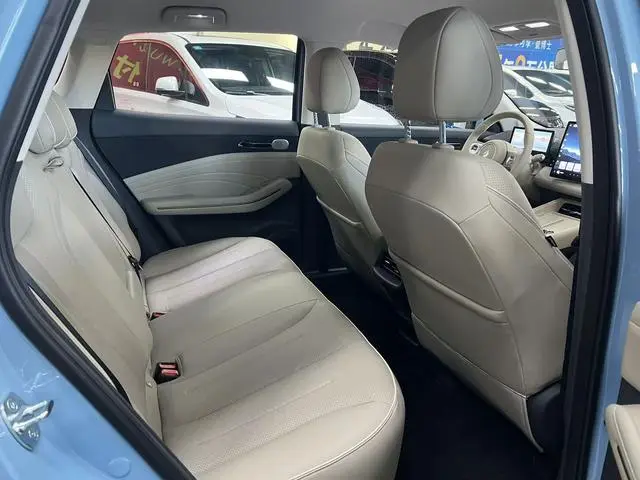 Baojun Baojun Yunhai EV 500km pure electric travel version