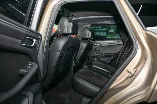Porsche Macan Macan 2.0T