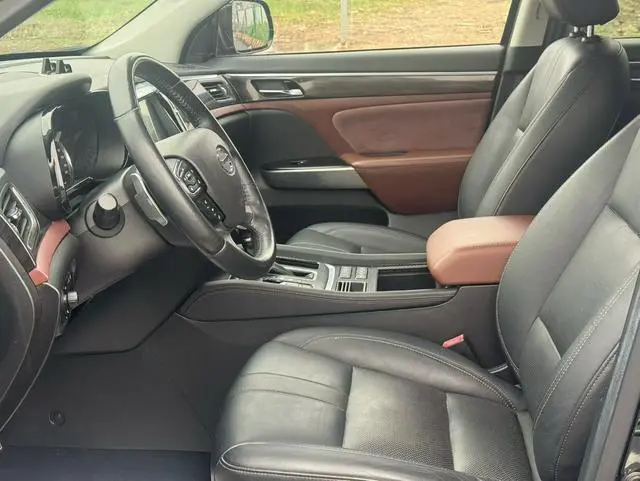 GAC Trumpchi GS8 320T two-wheel drive luxury Zhilian Edition 7 seats