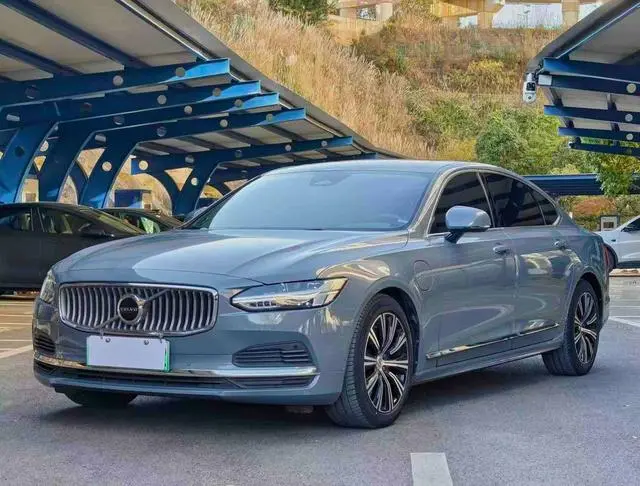 Volvo Volvo S90 PHEV T8 E-drive Hybrid Zhiyi Deluxe Edition
