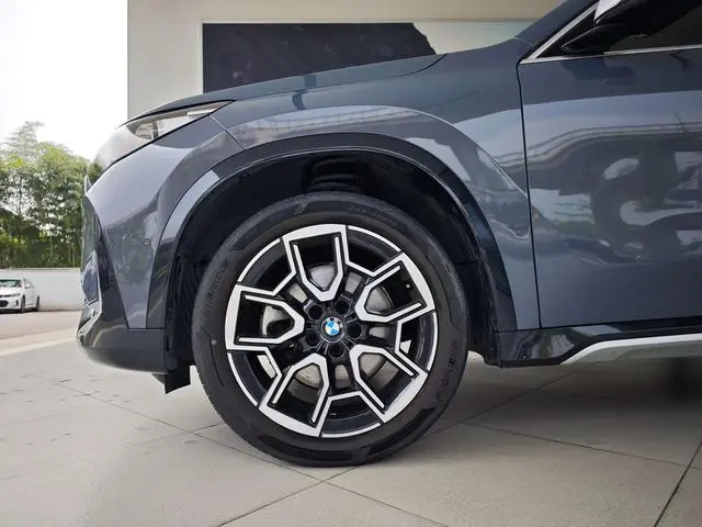 BMW BMW X1 sDrive25Li X design set