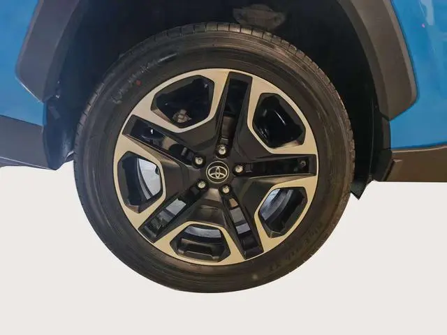 TOYOTA RAV4 Rongfang 2.0L CVT four-wheel drive Premium Edition