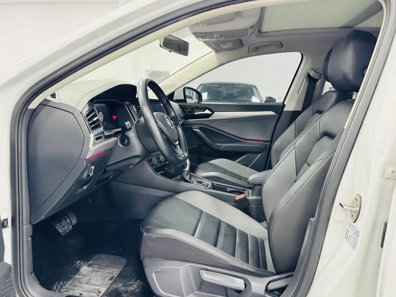 Volkswagen Sagitar 200TSI DSG Beyond Edition