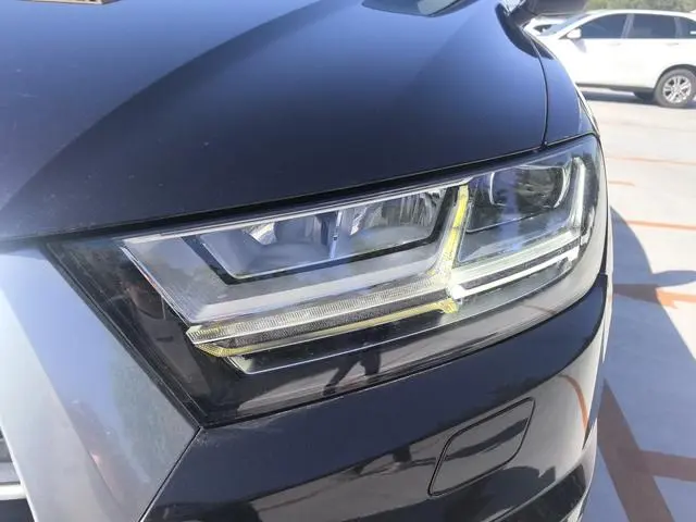 Audi Audi Q7 40 TFSI S line sporty