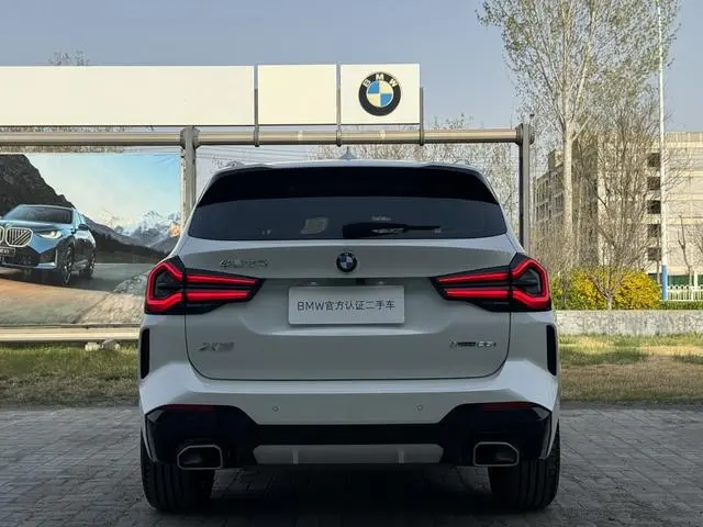 BMW BMW X3 Facelift xDrive25i M sports suit