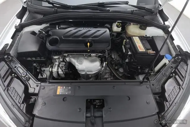 Roewe Roewe i5 1.5L CVT Diamond Edition