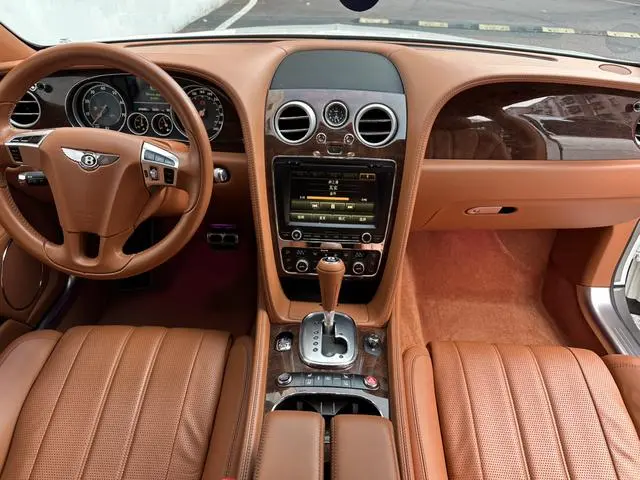Bentley Flying 4.0T V8 Standard Edition