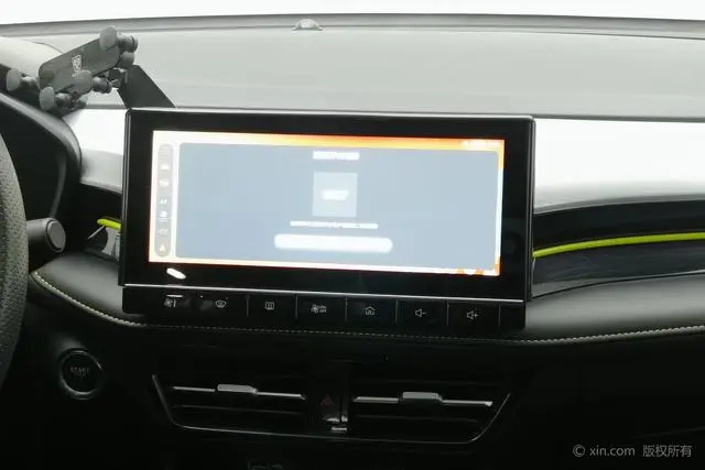 Roewe Roewe i5 1.5L CVT Diamond Edition