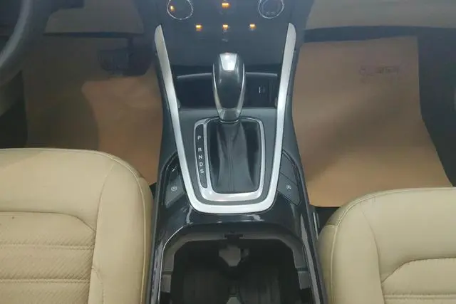 Ford Sharp World EcoBoost 245 two-wheel drive elite 5-seater country V