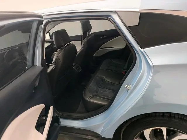 Buick Slightly blue 6 Connected smart