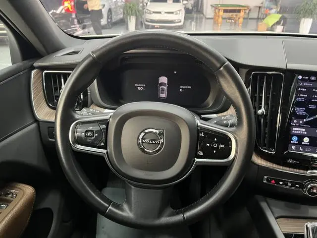 Volvo Volvo XC60 PHEV T8 four-wheel drive Zhiyuan Deluxe Edition