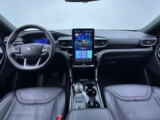 Ford Explorer EcoBoost 285 four-wheel drive sports version ST-LINE 7-seater