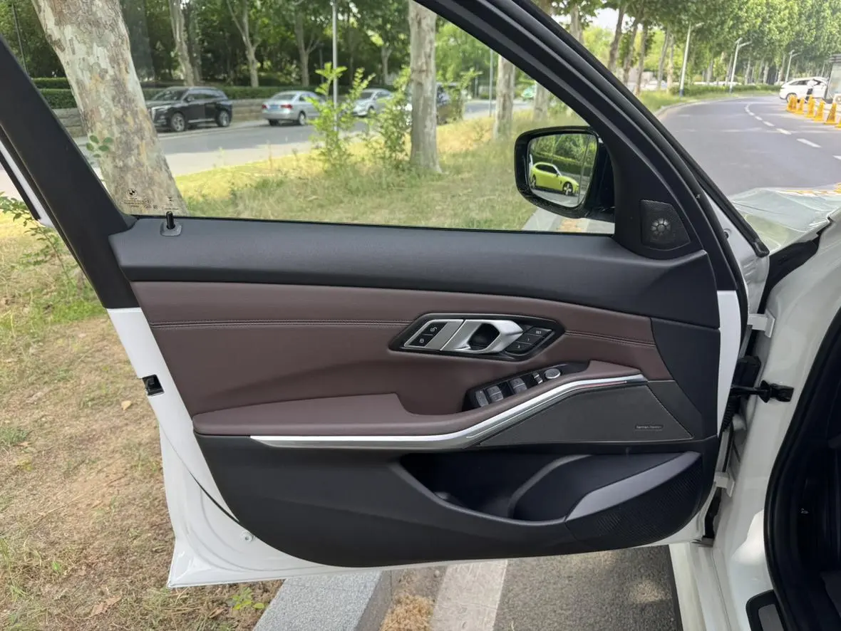 BMW BMW i3 eDrive40L Yao Ye Set