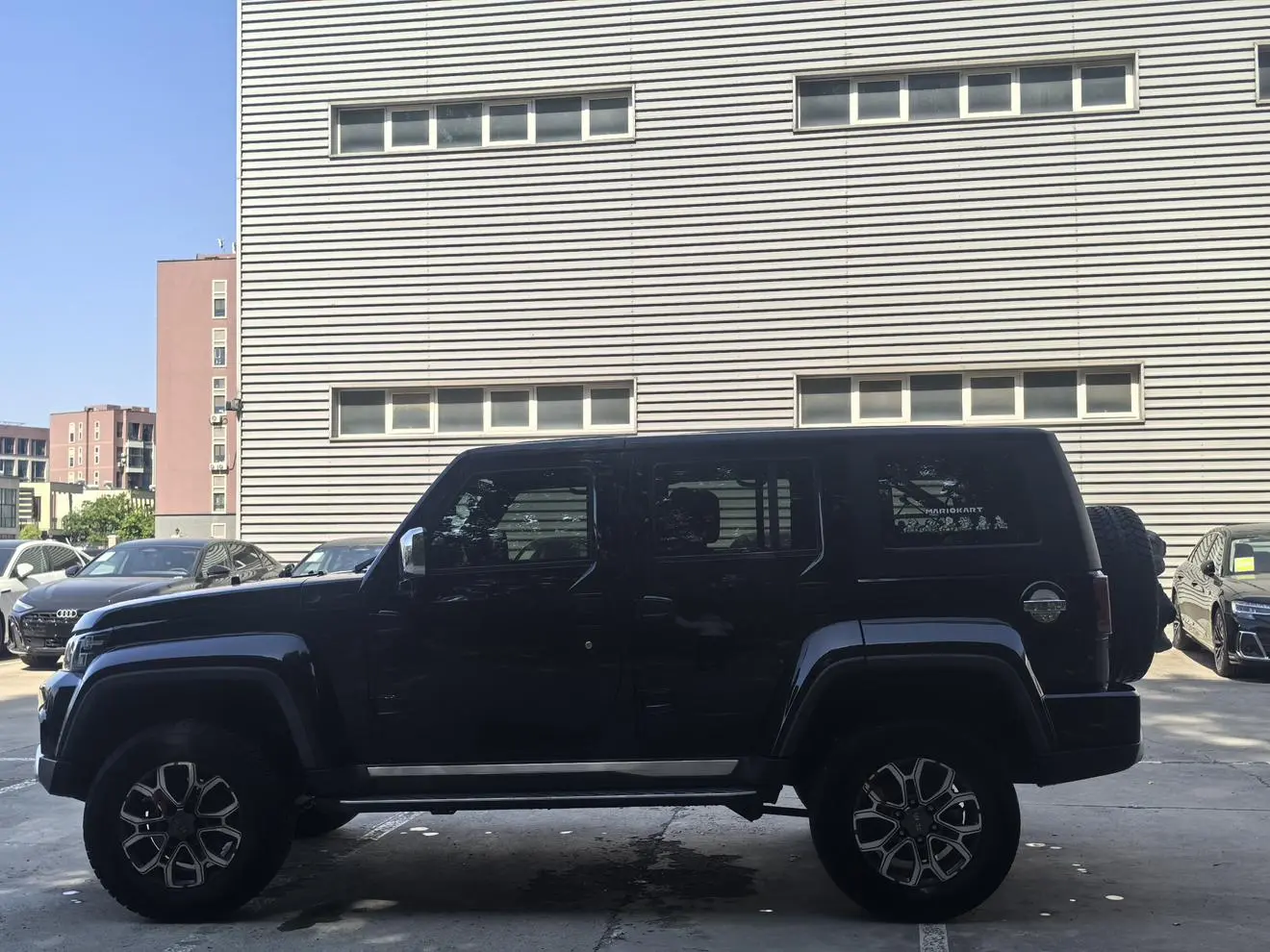 Beijing Beijing off-road BJ40 2.0T automatic four-wheel drive City Hunter Glory Edition