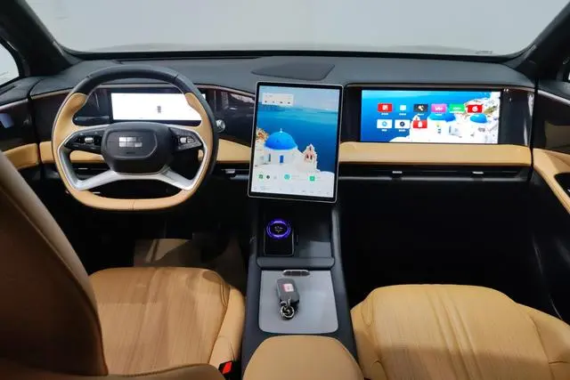 Geely Galaxy Galaxy L7 1.5T DHT 115km MAX